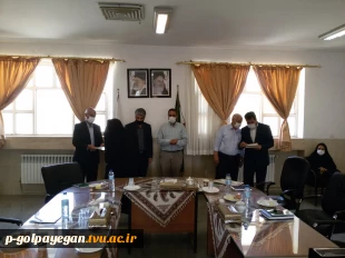 برگزاری هفته ملی آموزشهای مهارتی و کارآفرینی در آموزشکده فنی و حرفه ای پسران گلپایگان 

مراسم گرامیداشت روز ملی کارآفرینی و آموزش مهارتهای فنی و حرفه ای سه شنبه 7 مرداد ماه در محل سالن جلسات آموزشکده فنی و حرفه ای پسران گلپایگان با رعایت کلیه پروتکل های ب