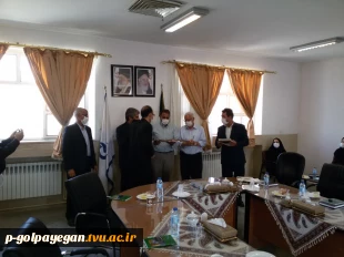 برگزاری هفته ملی آموزشهای مهارتی و کارآفرینی در آموزشکده فنی و حرفه ای پسران گلپایگان 

مراسم گرامیداشت روز ملی کارآفرینی و آموزش مهارتهای فنی و حرفه ای سه شنبه 7 مرداد ماه در محل سالن جلسات آموزشکده فنی و حرفه ای پسران گلپایگان با رعایت کلیه پروتکل های ب