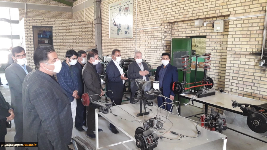 بازدید نماینده مجلس شورای اسلامی از آموزشکده فنی و حرفه ای پسران گلپایگان  3
