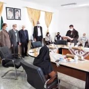 مراسم  تجلیل از همکار بازنشسته شاغل در سمت معاونت آموزشی و امور دانشجویی 
آموزشکده فنی و حرفه ای پسران گلپایگان
 4
