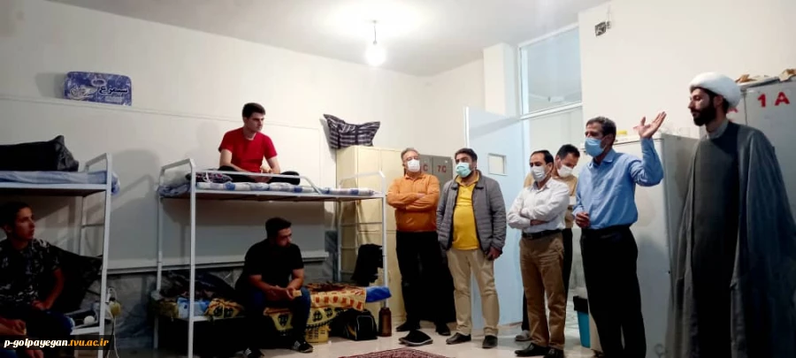 بازدید سرزده معاونین و سرپرستان آموزشکده فنی و حرفه ای پسران گلپایگان از خوابگاه دانشجویی 
 6