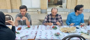 برگزاری مراسم صبحانه کاری ریاست دانشگاه با کارکنان در دهه امامت و ولایت 4