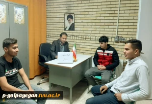 حامد نوربخش با حضور در اتاق مشاوره خوابگاه با دانشجویان خوابگاهی دیدار و گفتگو کرد. 3