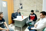 حامد نوربخش با حضور در اتاق مشاوره خوابگاه با دانشجویان خوابگاهی دیدار و گفتگو کرد. 4