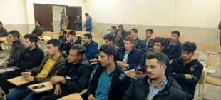 مراسم گرامیداشت 16 آذر –روز دانشجو در آموزشکده فنی و حرفه ای گلپایگان برگزار شد. 6