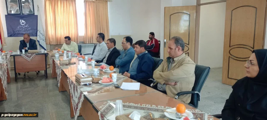 مراسم تودیع معاون آموزش، پژوهش و معاون فرهنگی و دانشجویی آموزشکده برگزار شد. 3