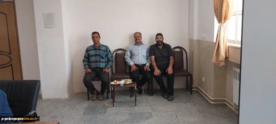 در آستانه آغاز سال تحصیلی جدید جلسه شورای اداری آموزشکده برگزار شد
 8