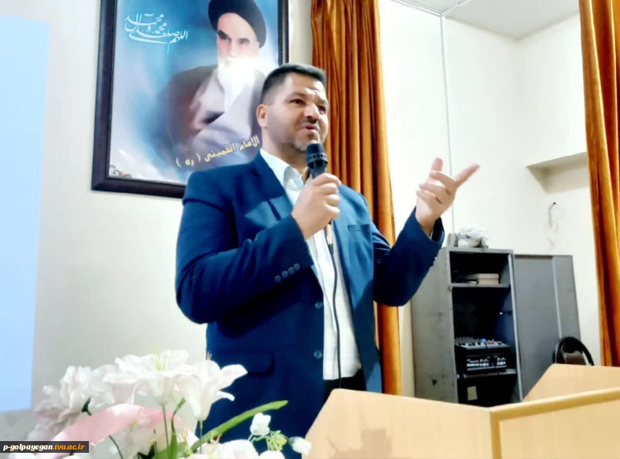 جلسه توجیهی ویژه دانشجویان جدید الورود 7