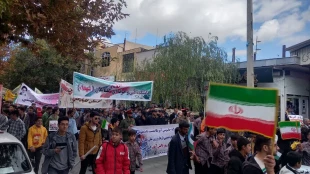 راهپیمایی یوم الله 13 آبان با حضور ریاست، اساتید، کارکنان و دانشجویان آموزشکده فنی و حرفه ای پسران گلپایگان برگزار شد. 7