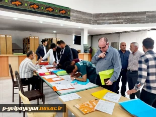 بازدید ریاست آموزشکده از روند ثبت نام پذیرفته شدگان مقطع کاردانی 4