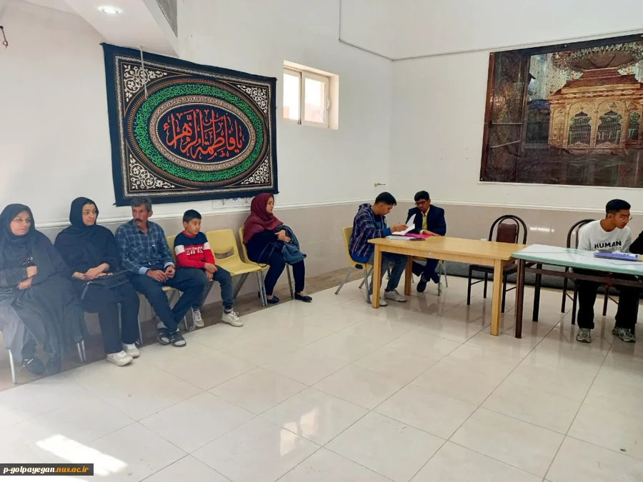 بازدید ریاست آموزشکده از روند ثبت نام پذیرفته شدگان مقطع کاردانی 7