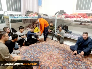 بازدید رئیس و مسئولان آموزشکده از خوابگاه دانشجویی در آستانه روز دانشجو 4