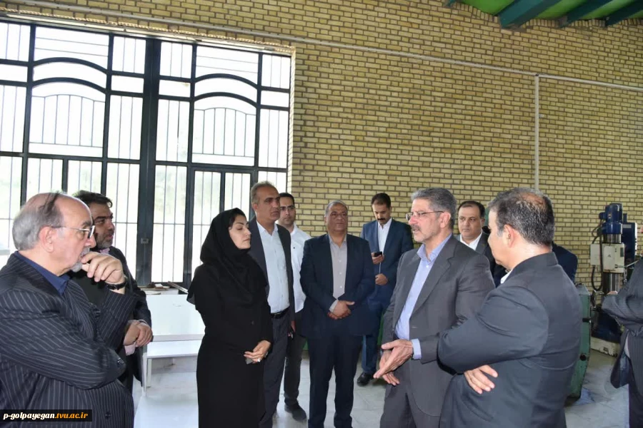 بازدید دکتر زمانی، رئیس دانشگاه ملی مهارت، هیئت همراه و دکتر معظمی، عضو هیئت امنای دانشگاه از آموزشکده پسران گلپایگان 3